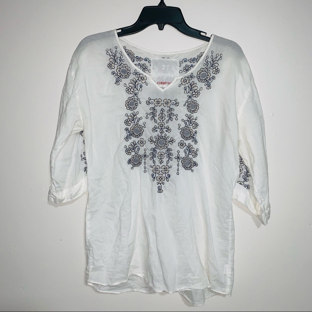Johnny Was White Embroidery Blue/Tan Cotton Tunic Top Size Small